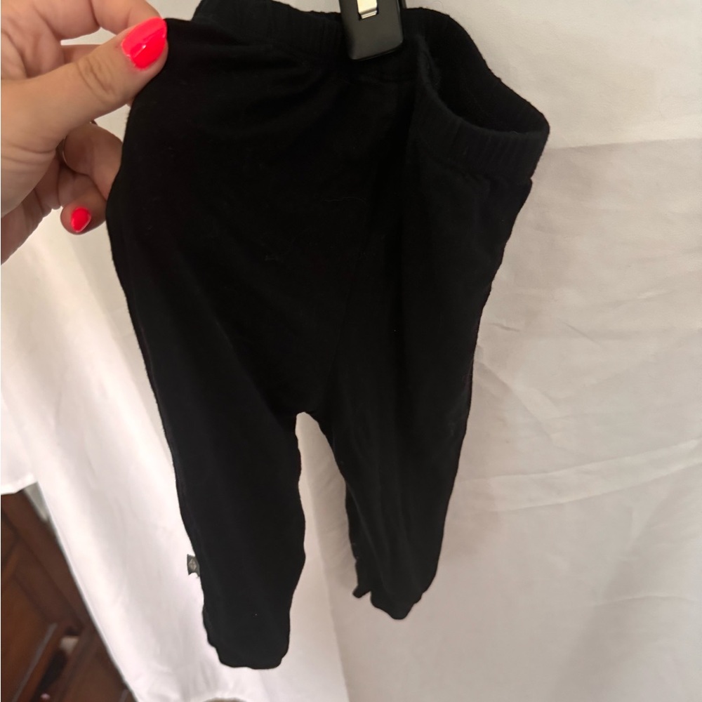 Kyte baby black pants 6-12 months